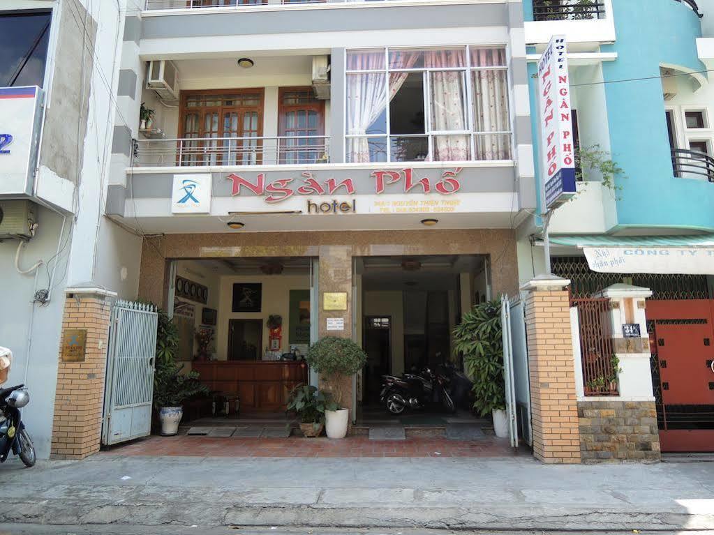 Ngan Pho Hotel ニャチャン エクステリア 写真