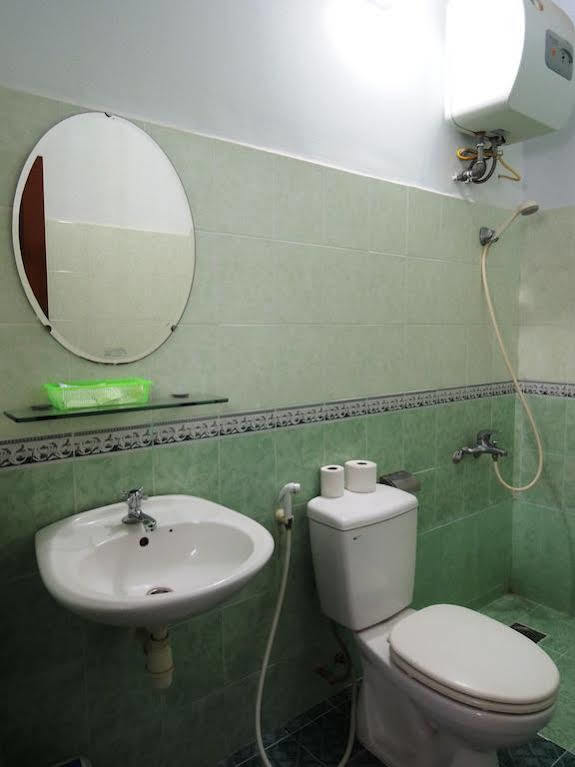 Ngan Pho Hotel ニャチャン エクステリア 写真