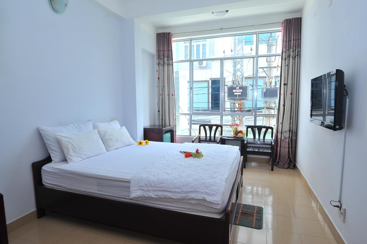 Ngan Pho Hotel ニャチャン エクステリア 写真