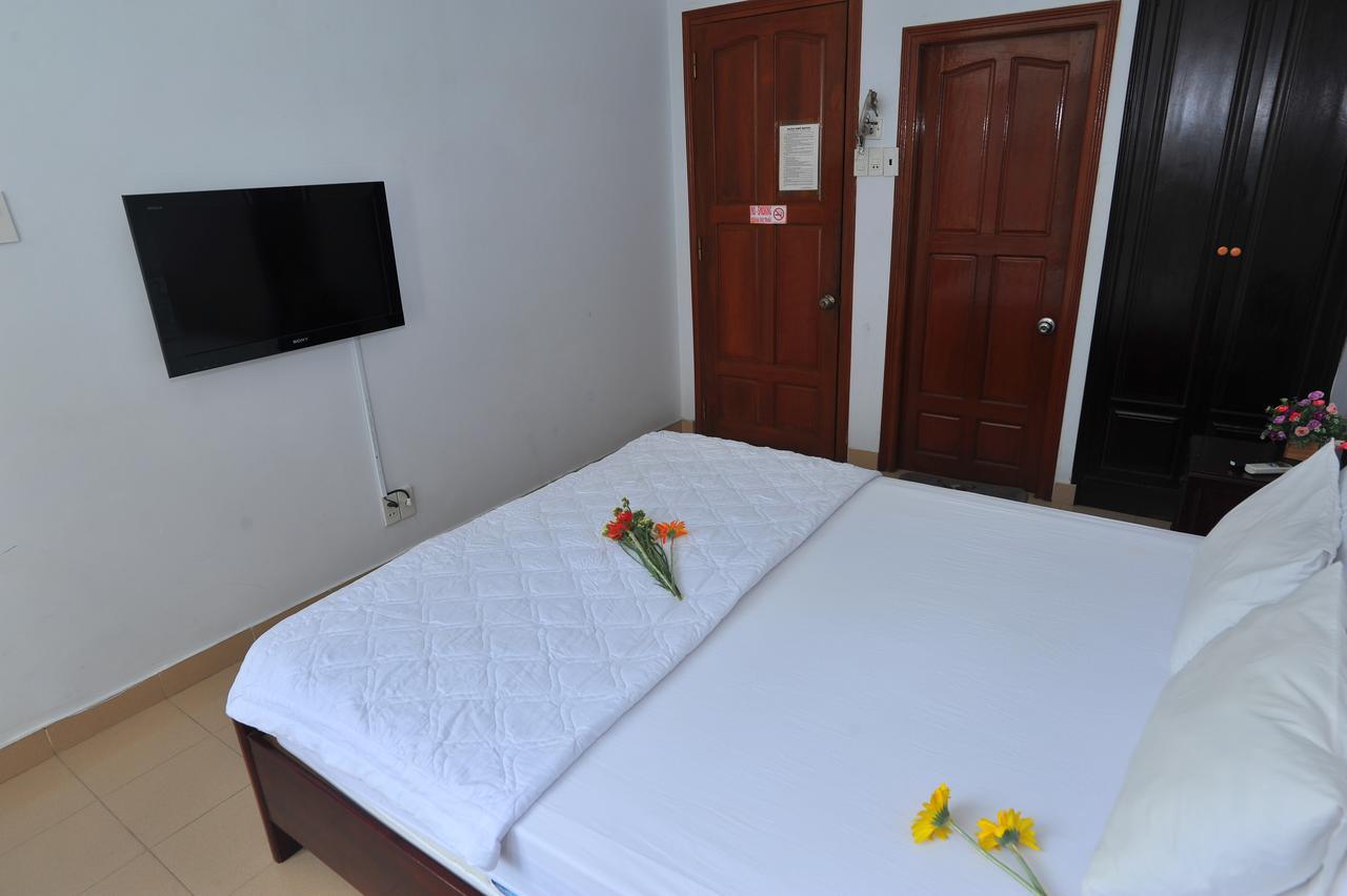 Ngan Pho Hotel ニャチャン エクステリア 写真